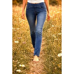 Free People Pull On Side Zipper Vintage Blue Coyote Wash Jeans 30